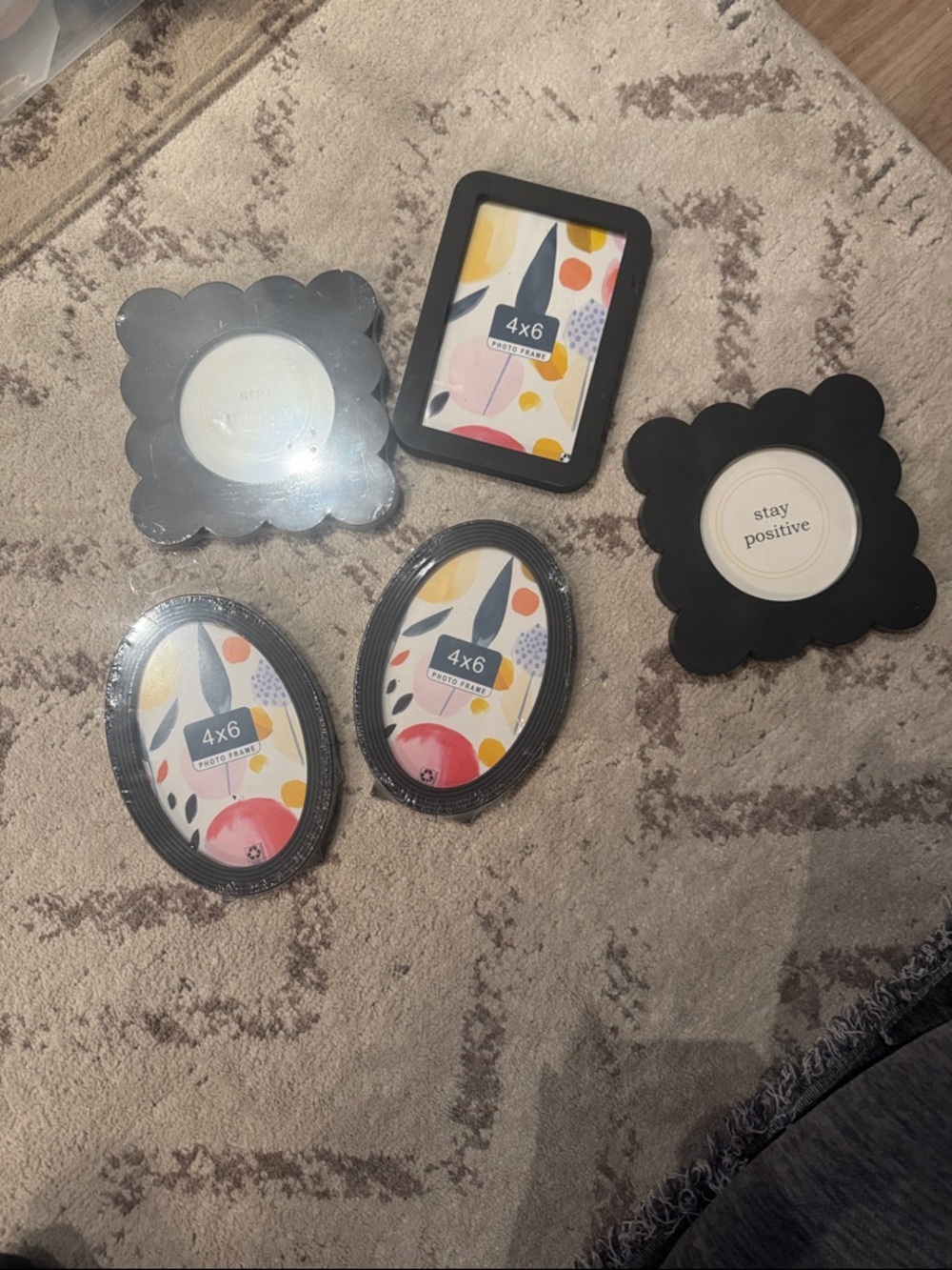 Set of Black Decorative 4x6 Photo Frames